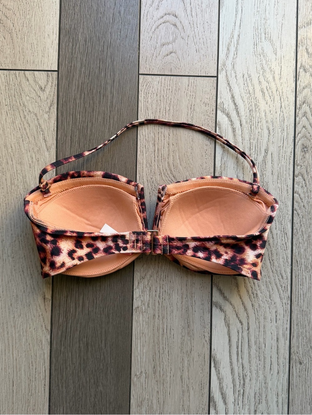 Victoria's Secret Peach Leopard Bandeau Bikini Top size S - Picture 2 of 3